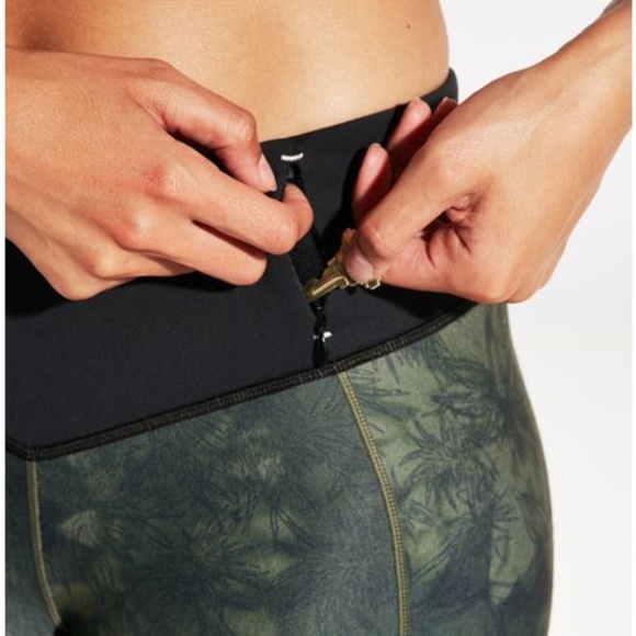 Calia floral camo legging - Picture 7 of 8